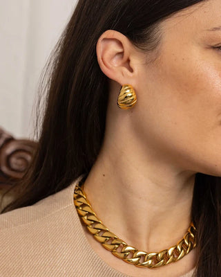 Anisa Sojka - Chunky Shell Earrings-Earrings-Wardrobe Apparel